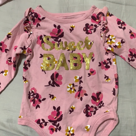 Baby Girl Onesie Bundle (0 months to 6 months) - Picture 4 of 6